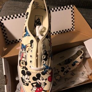 Brand new in box DISNEY Vans